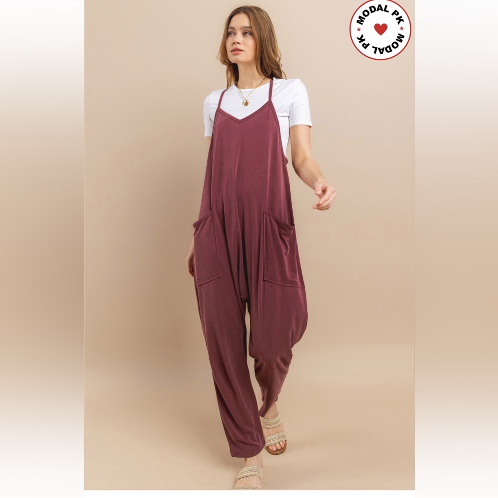 01 Boho V-Neck Sleeveless Solid Harem Jumpsuit